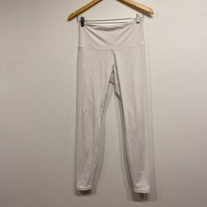 White Super Soft and Stretchy Cropped Leggings